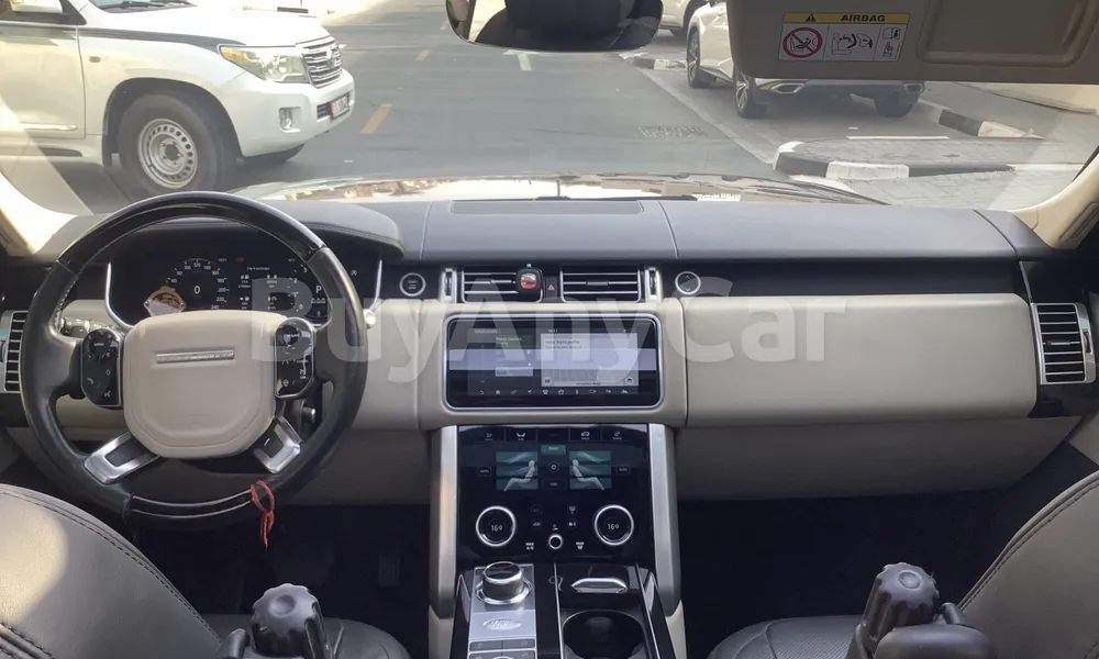 Vehicle photo 8