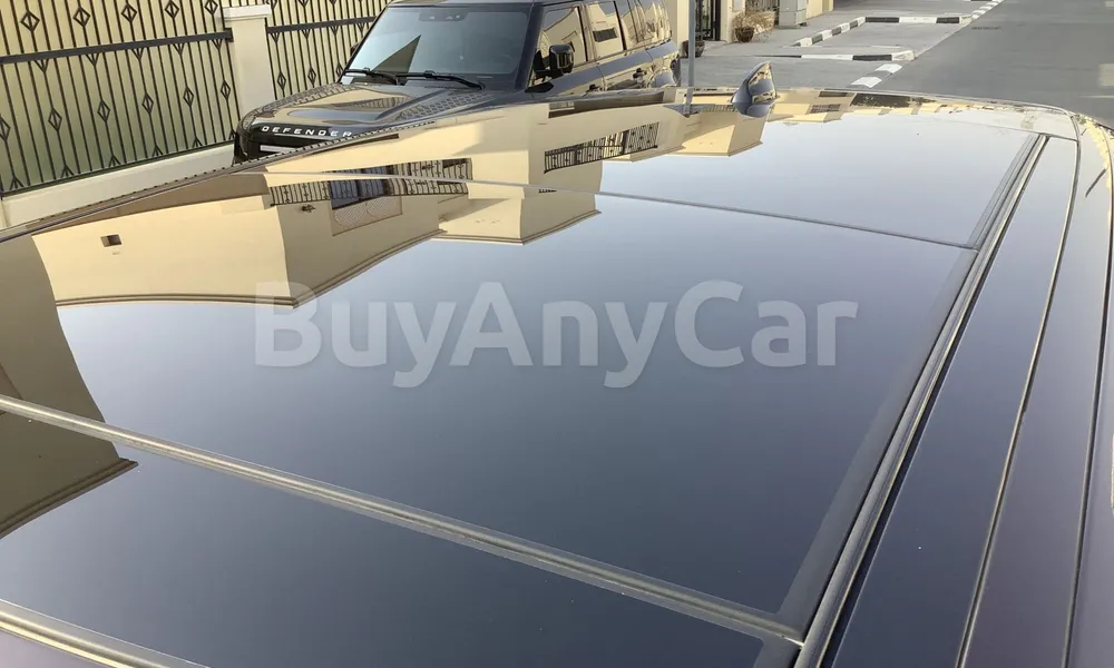 Vehicle photo 5