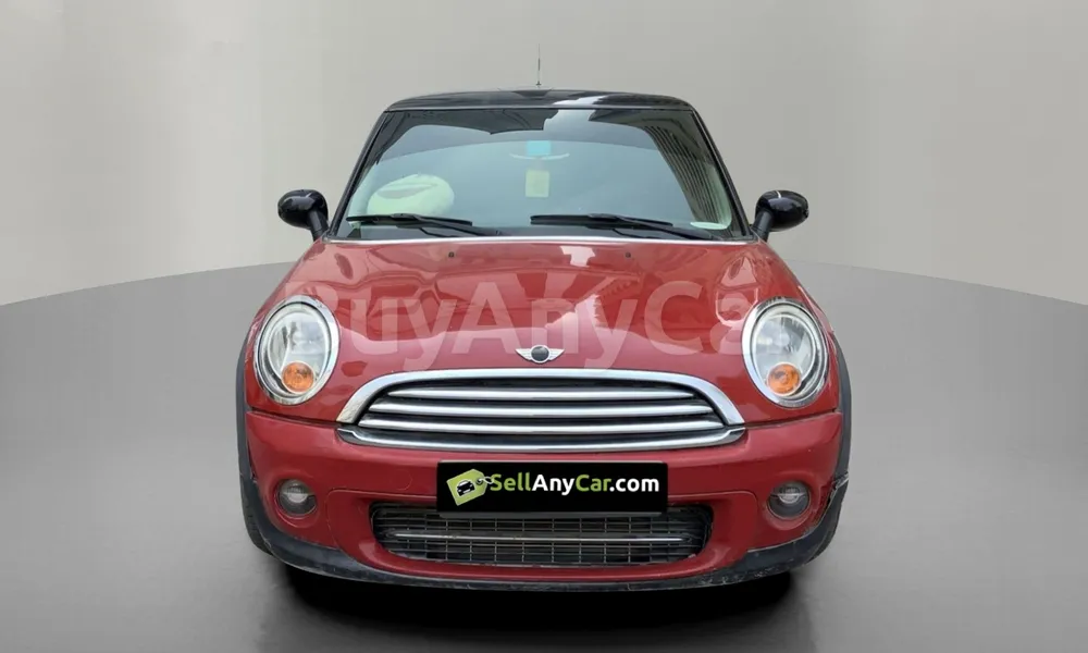 Vehicle photo 1