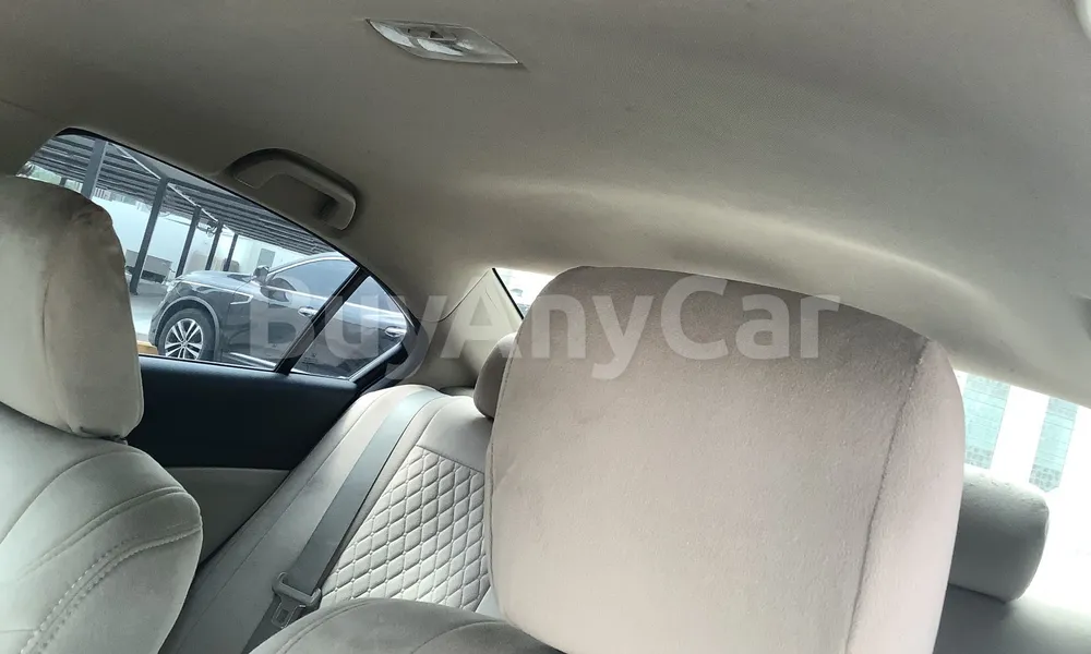 Vehicle photo 9