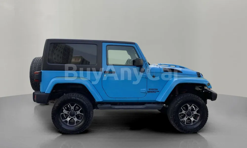 Vehicle photo 3