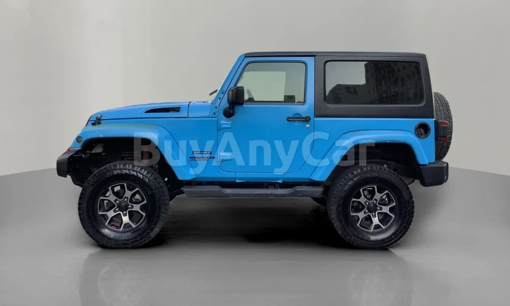 Vehicle photo 4