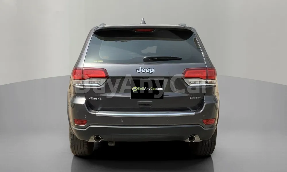 Vehicle photo 2