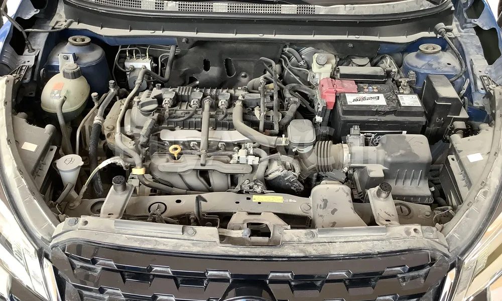 Vehicle photo 6
