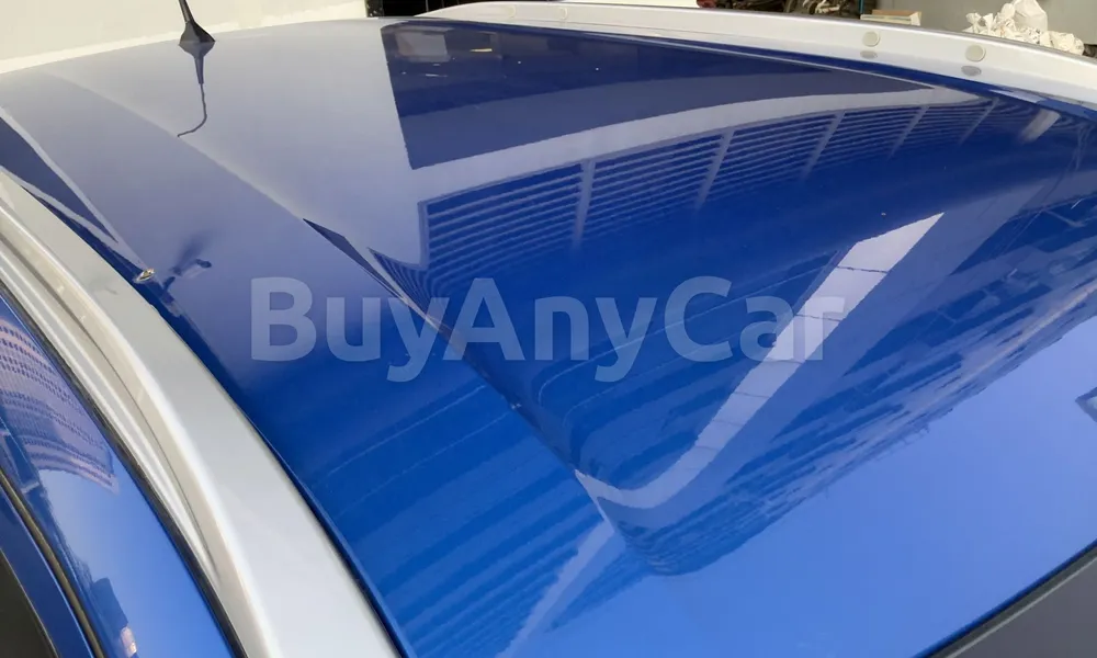Vehicle photo 5