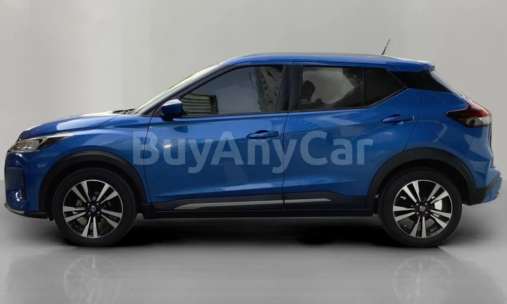 Vehicle photo 4