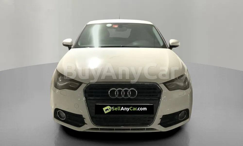 Vehicle photo 1