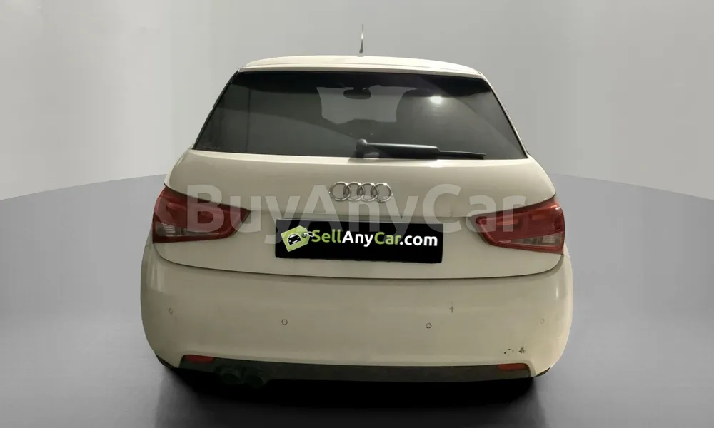 Vehicle photo 2