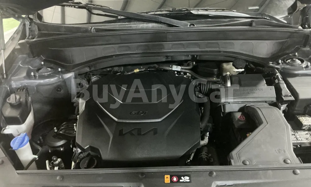 Vehicle photo 9