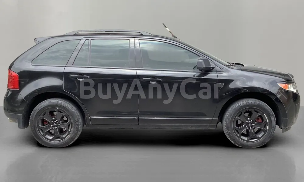 Vehicle photo 4