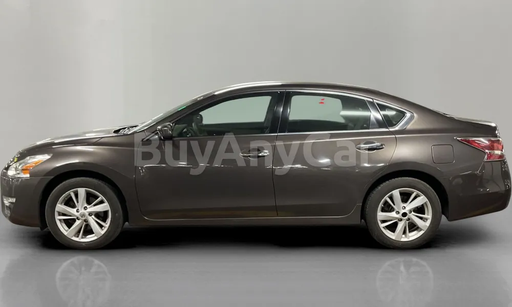 Vehicle photo 4