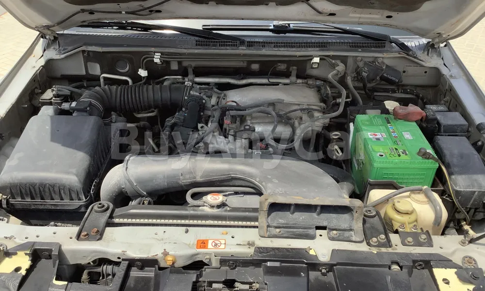 Vehicle photo 8