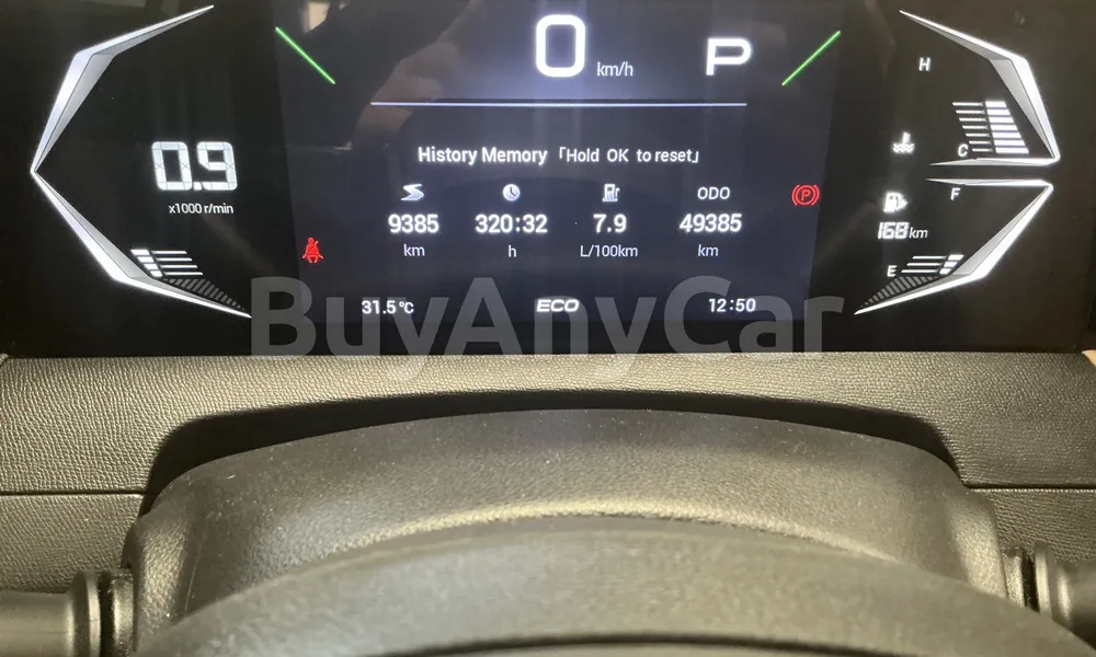 Vehicle photo 6
