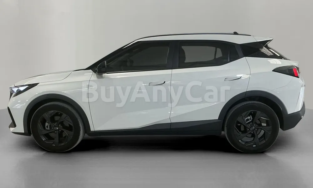 Vehicle photo 4