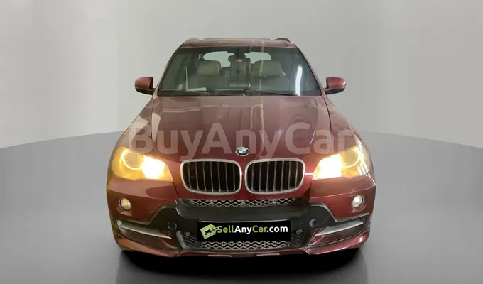 carsDetail