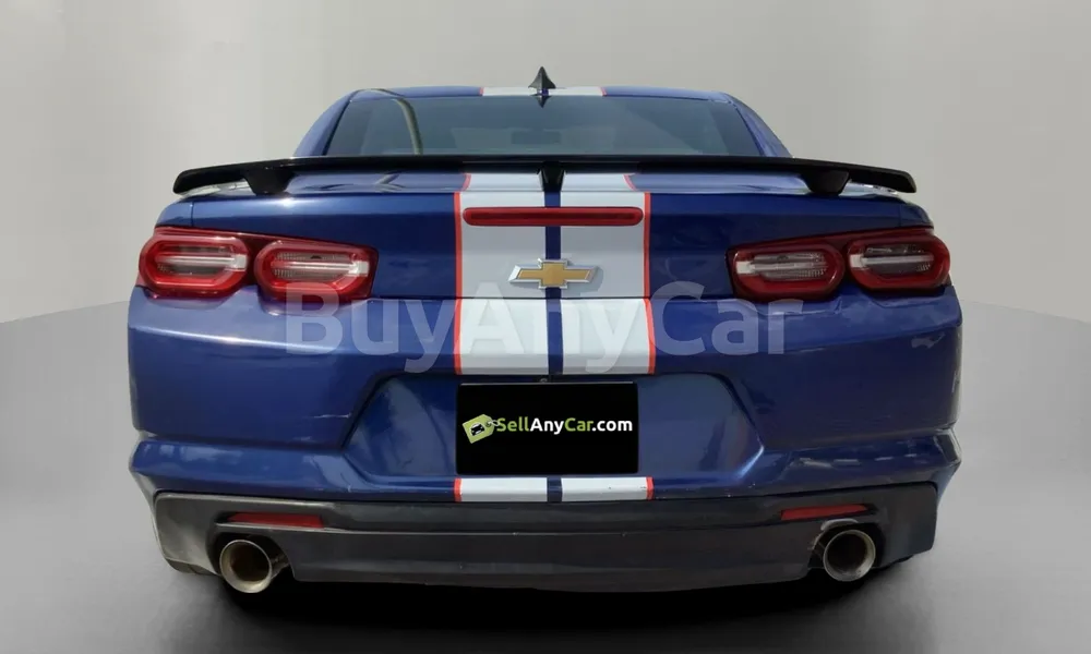 Vehicle photo 2