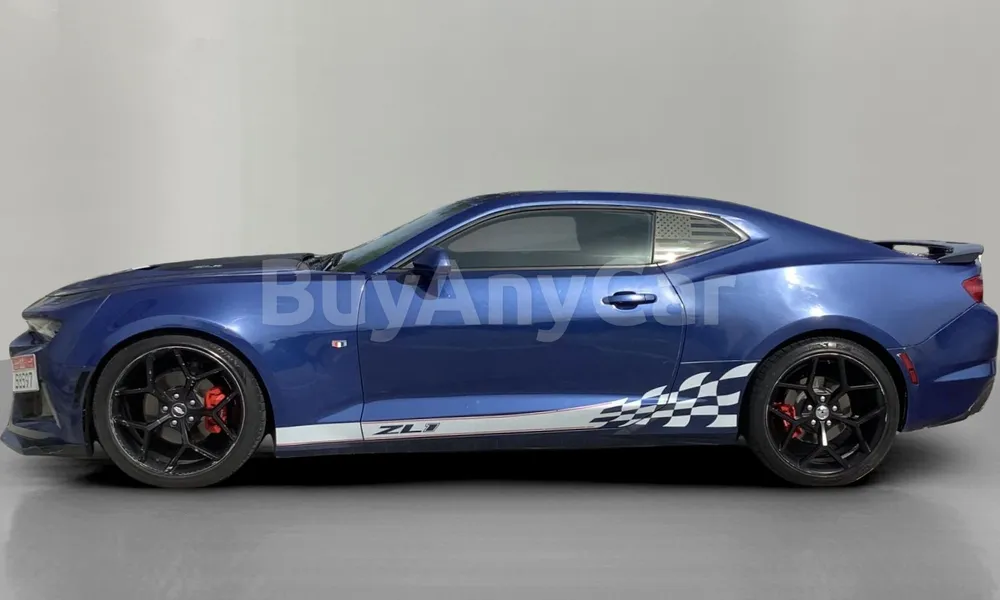 Vehicle photo 4