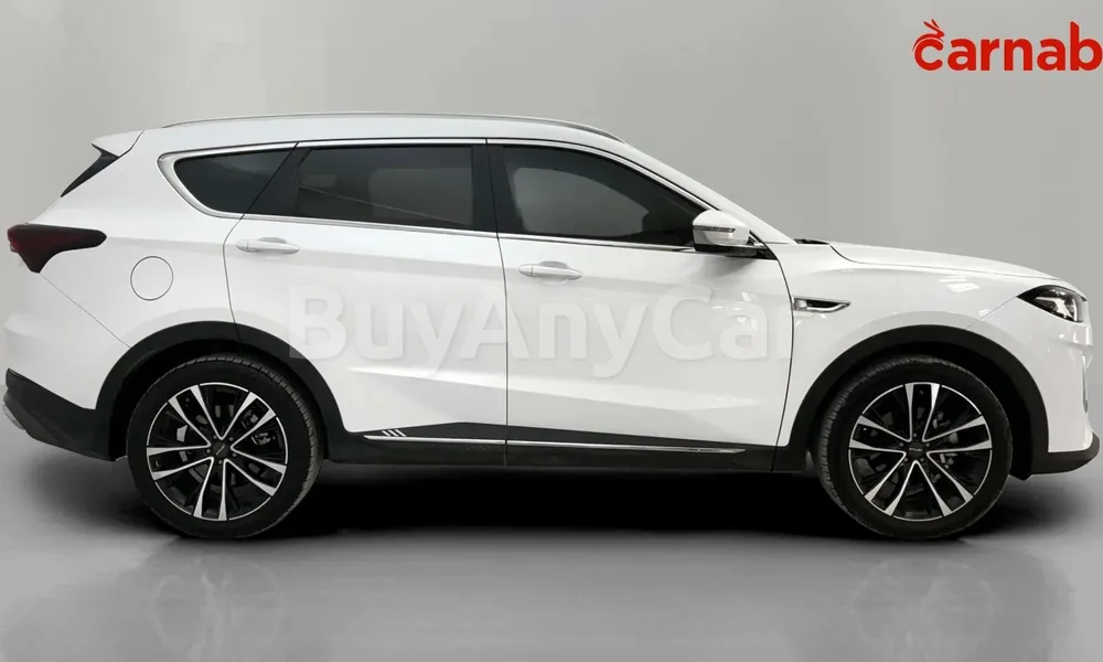 Vehicle photo 4