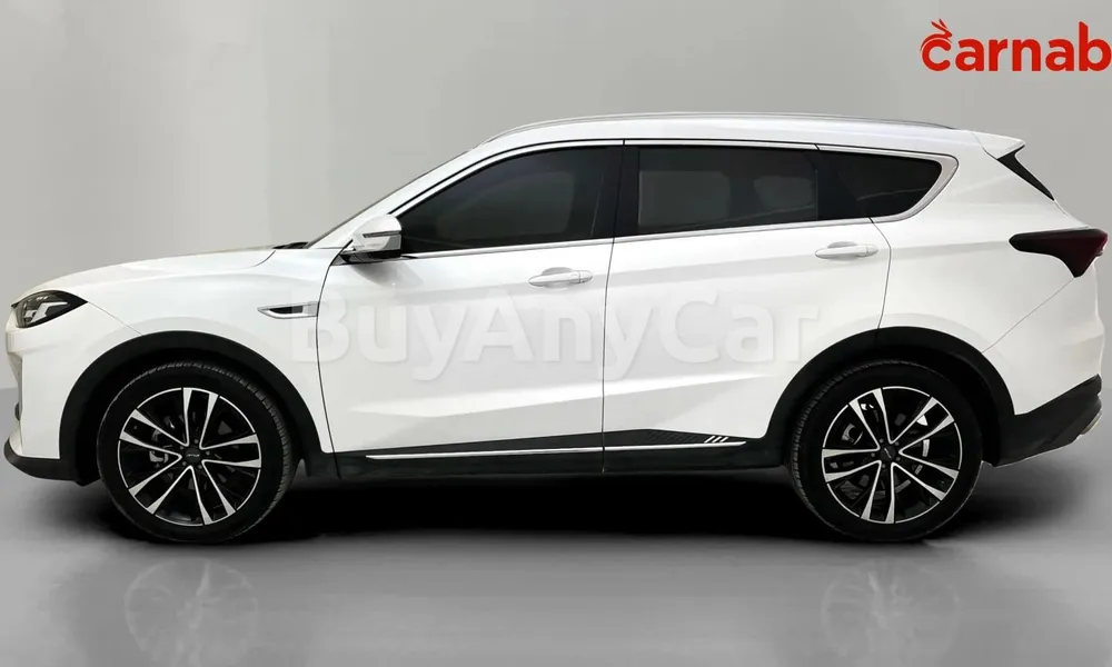Vehicle photo 3