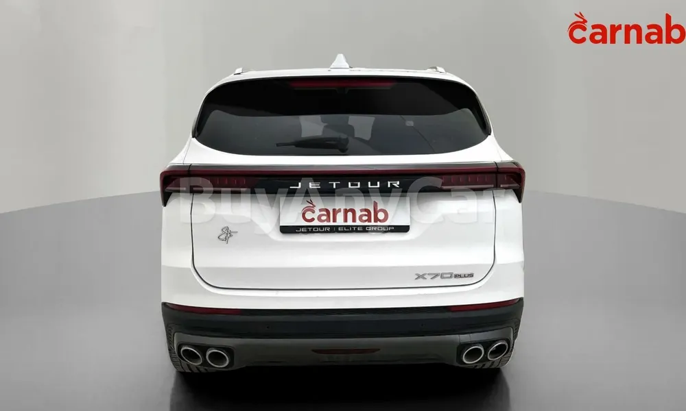 Vehicle photo 2