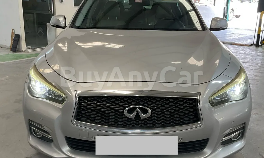 Vehicle photo 1