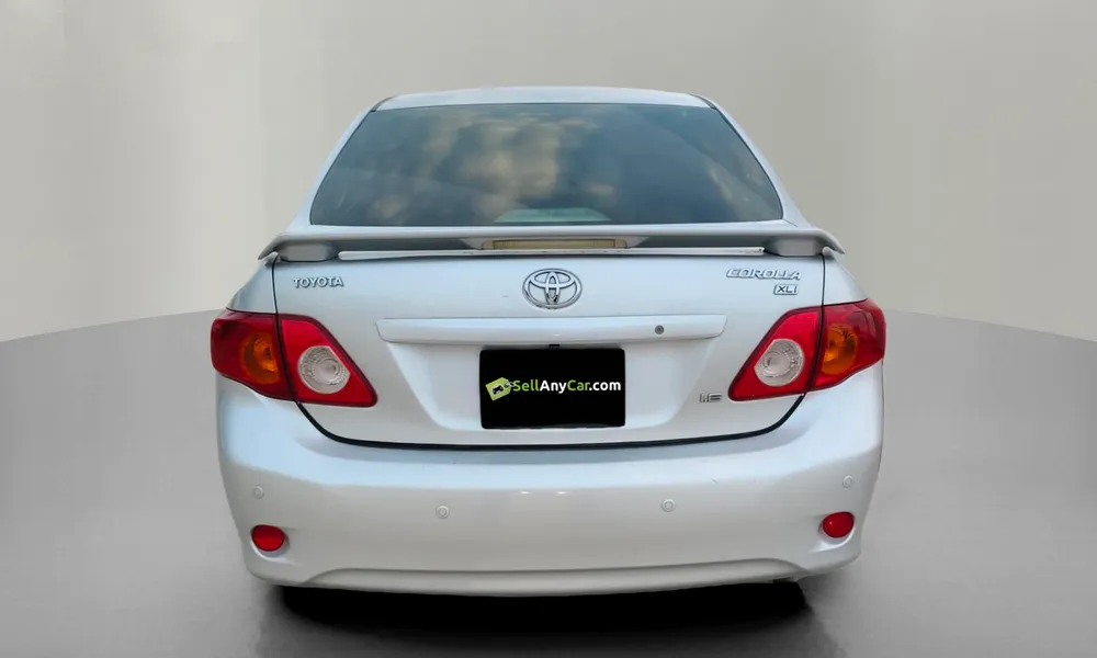 Vehicle photo 2