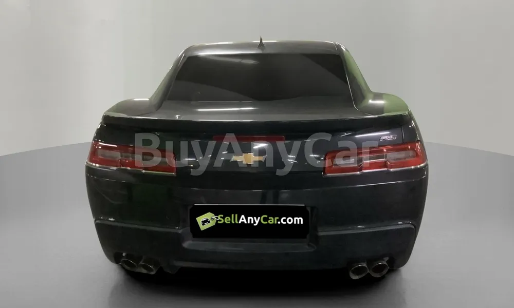 Vehicle photo 2