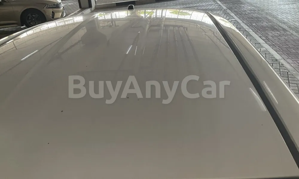 Vehicle photo 5