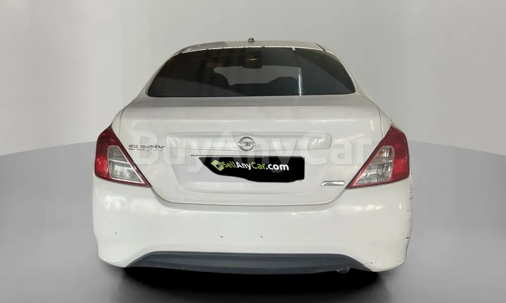 Vehicle photo 2