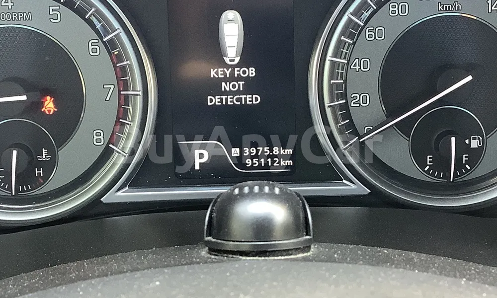 Vehicle photo 7