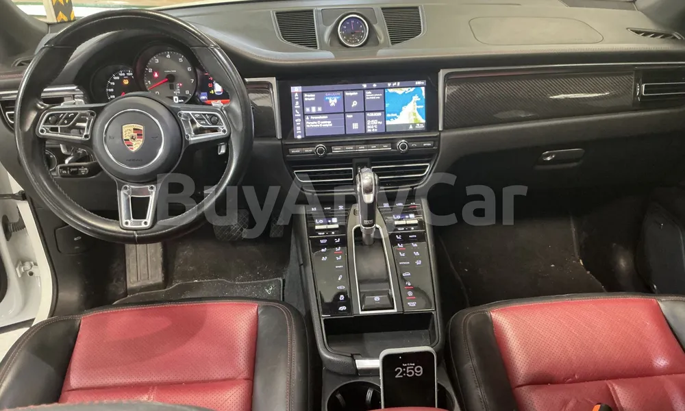 Vehicle photo 9