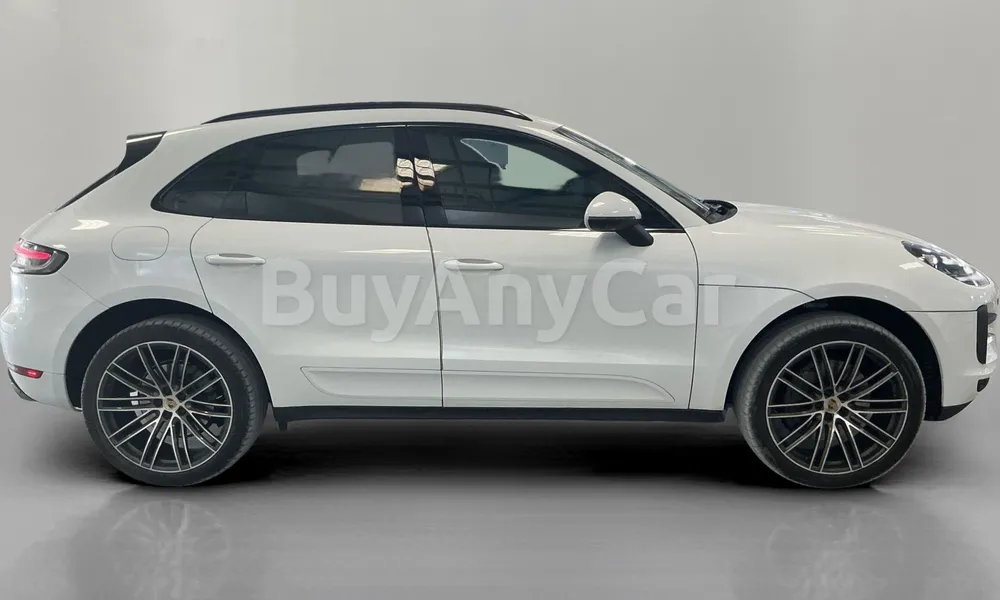 Vehicle photo 4