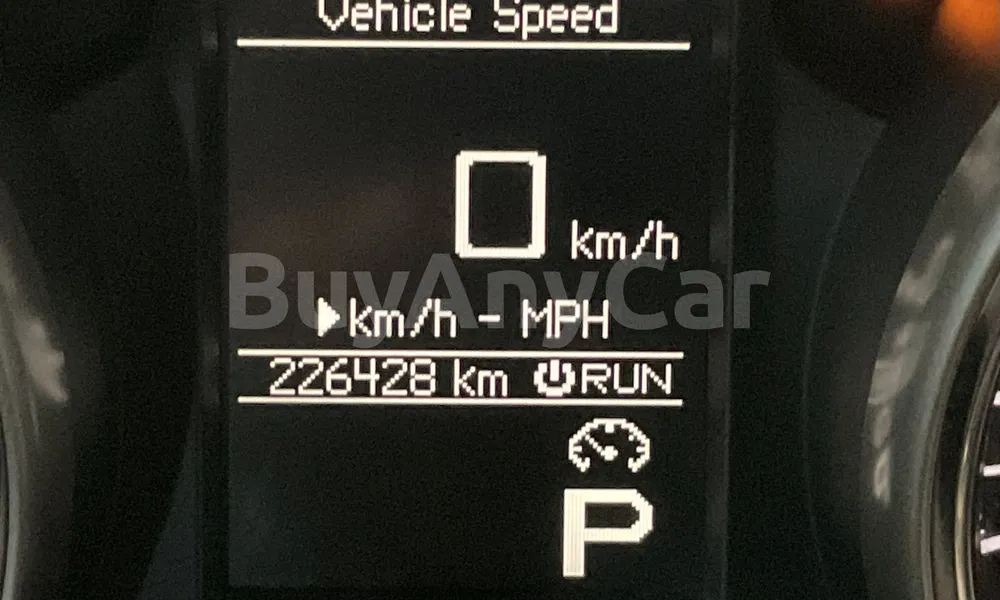 Vehicle photo 5