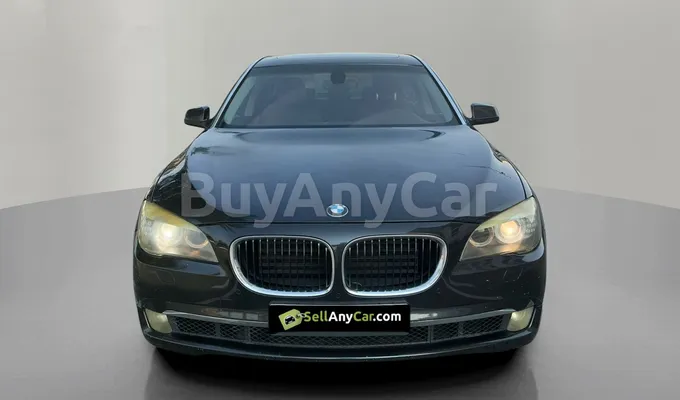 carsDetail