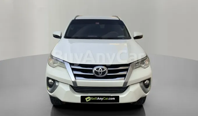 carsDetail