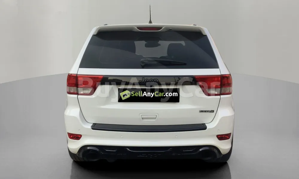 Vehicle photo 2