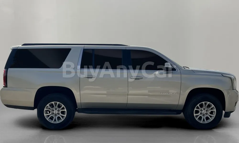 Vehicle photo 5
