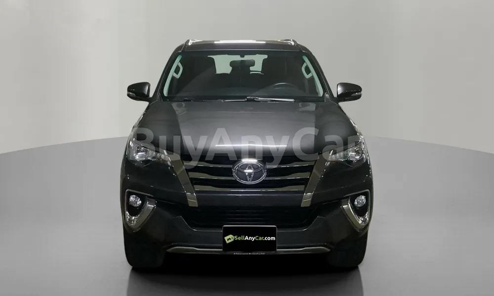 Vehicle photo 1