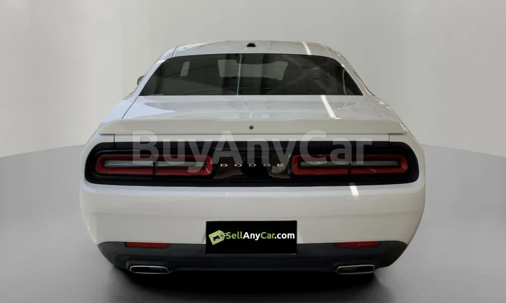 Vehicle photo 2