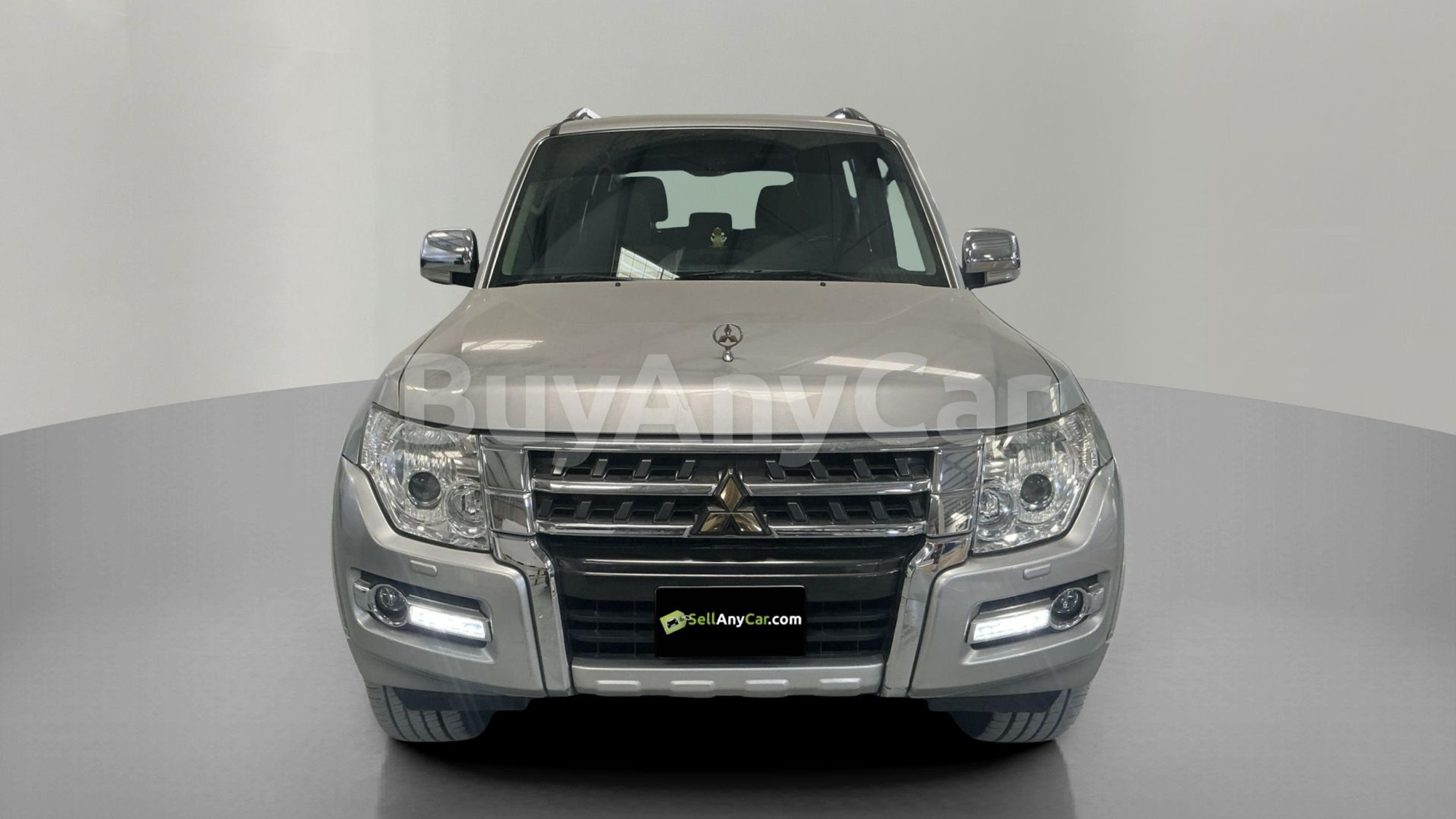 2019 Mitsubishi Pajero