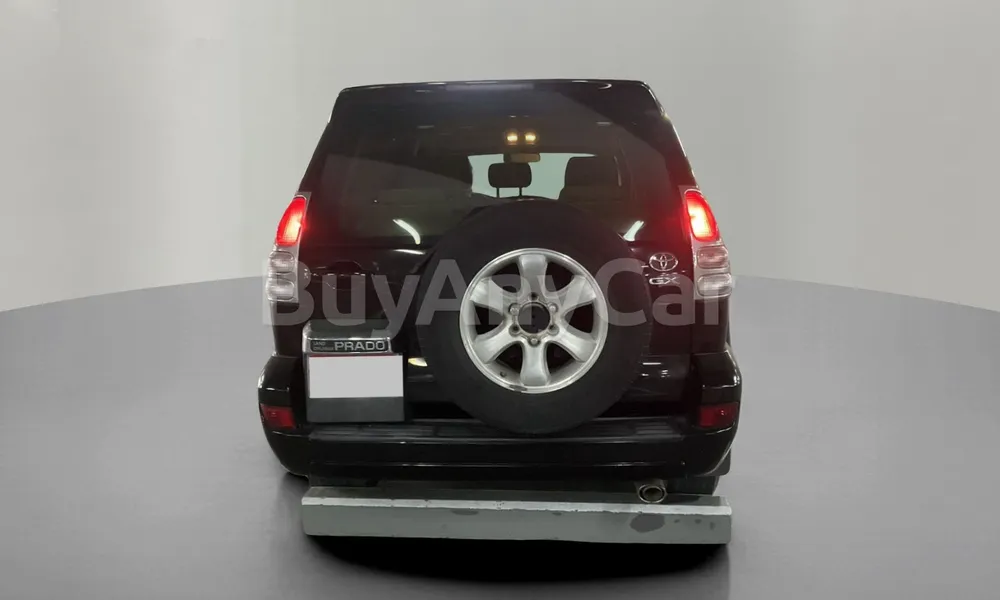 Vehicle photo 2