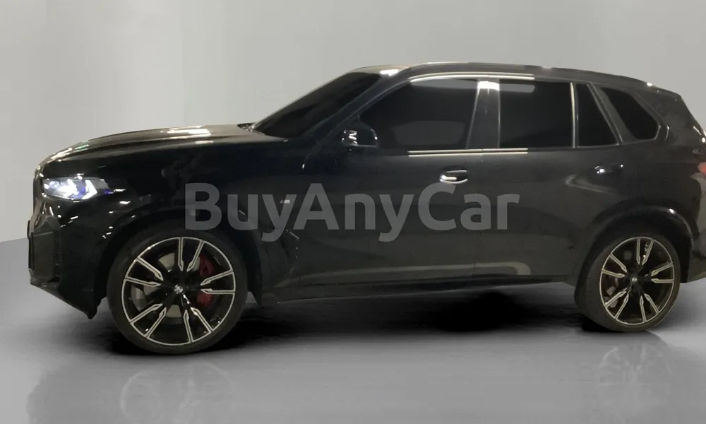 Vehicle photo 4