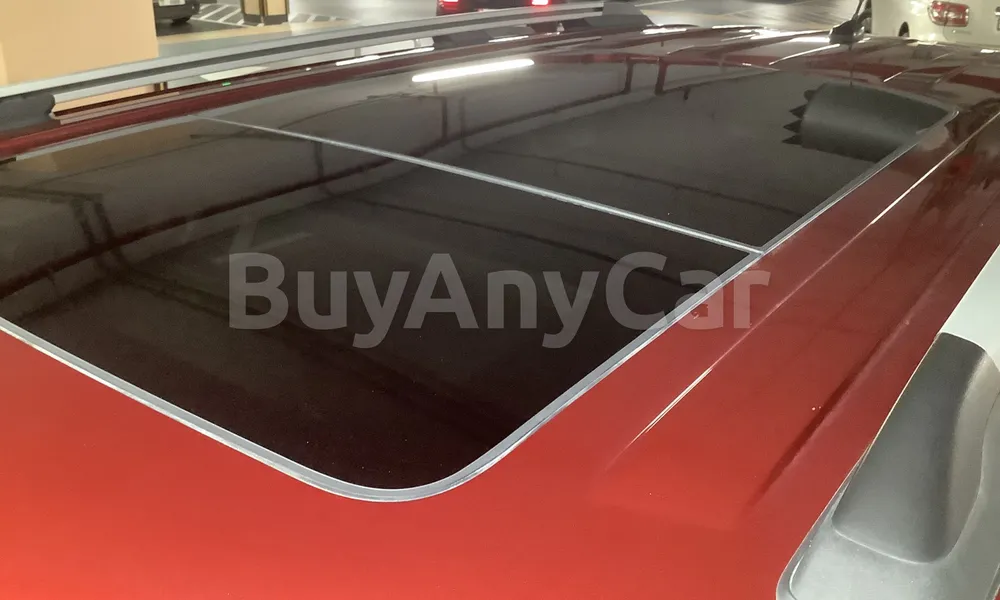 Vehicle photo 5