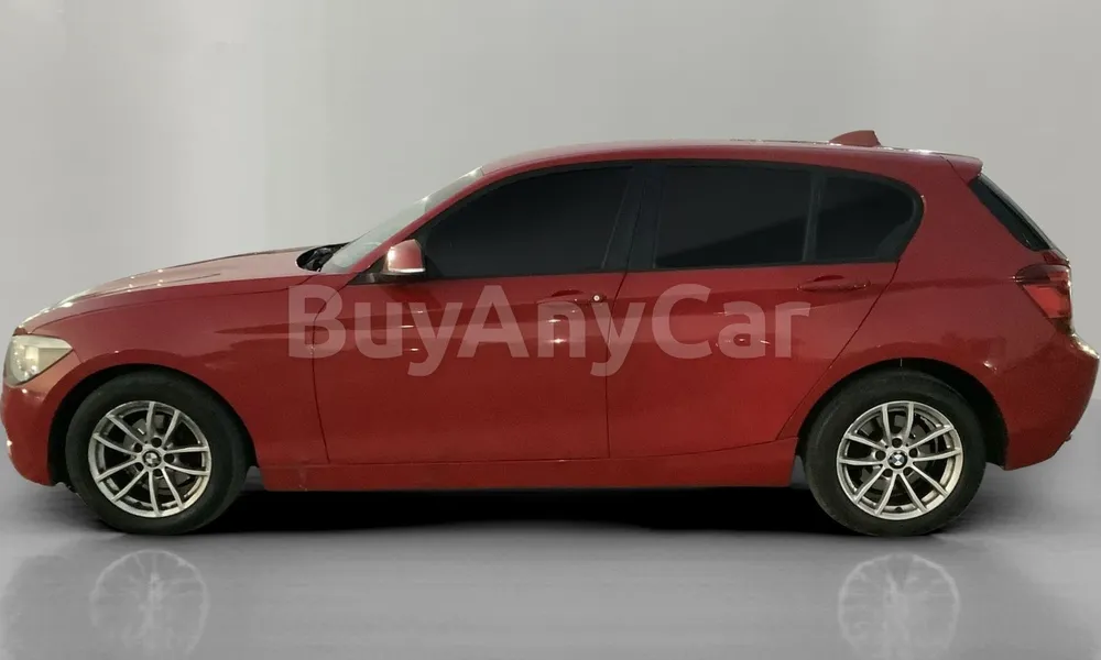 Vehicle photo 4