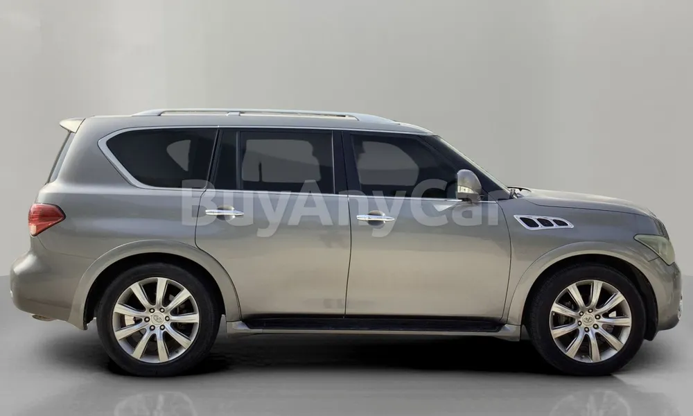 Vehicle photo 4