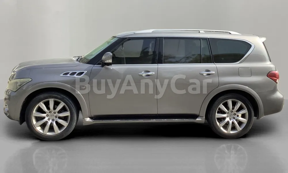 Vehicle photo 3