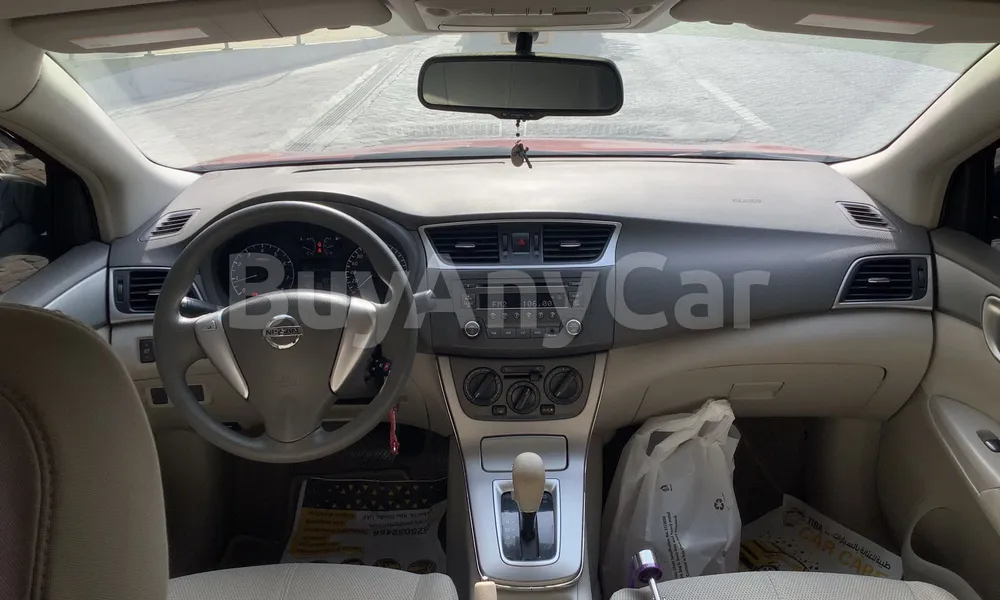 Vehicle photo 7
