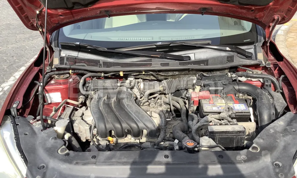 Vehicle photo 6