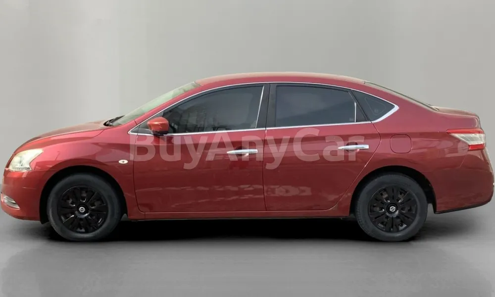 Vehicle photo 3