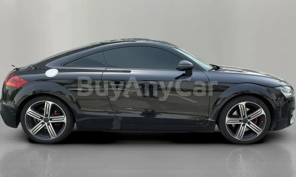 Vehicle photo 3